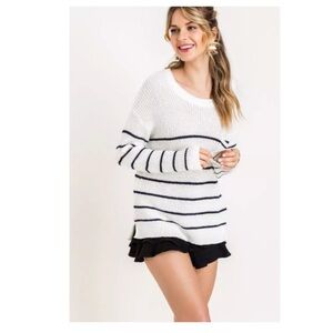 Lush Stripe Crew Neck Knit Sweater size S